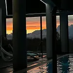 Westin House Resort&spa *